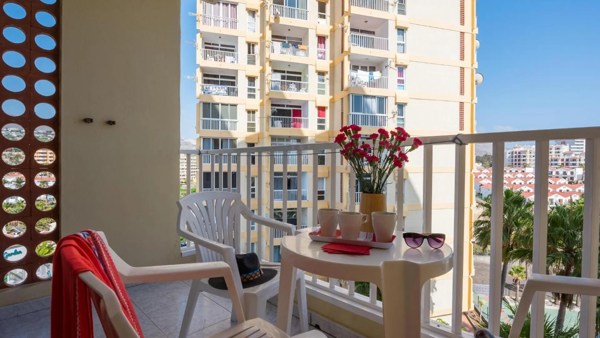 5. Cozy Apartment In Las Americas Playa de las Americas